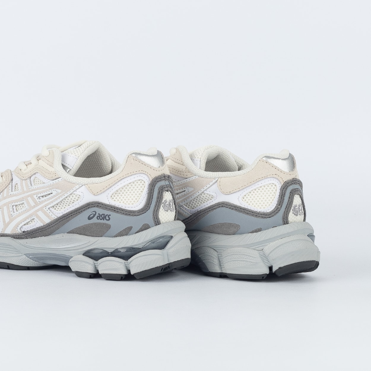 Tênis Asics Gel-NYC Cream White 1203A383.113