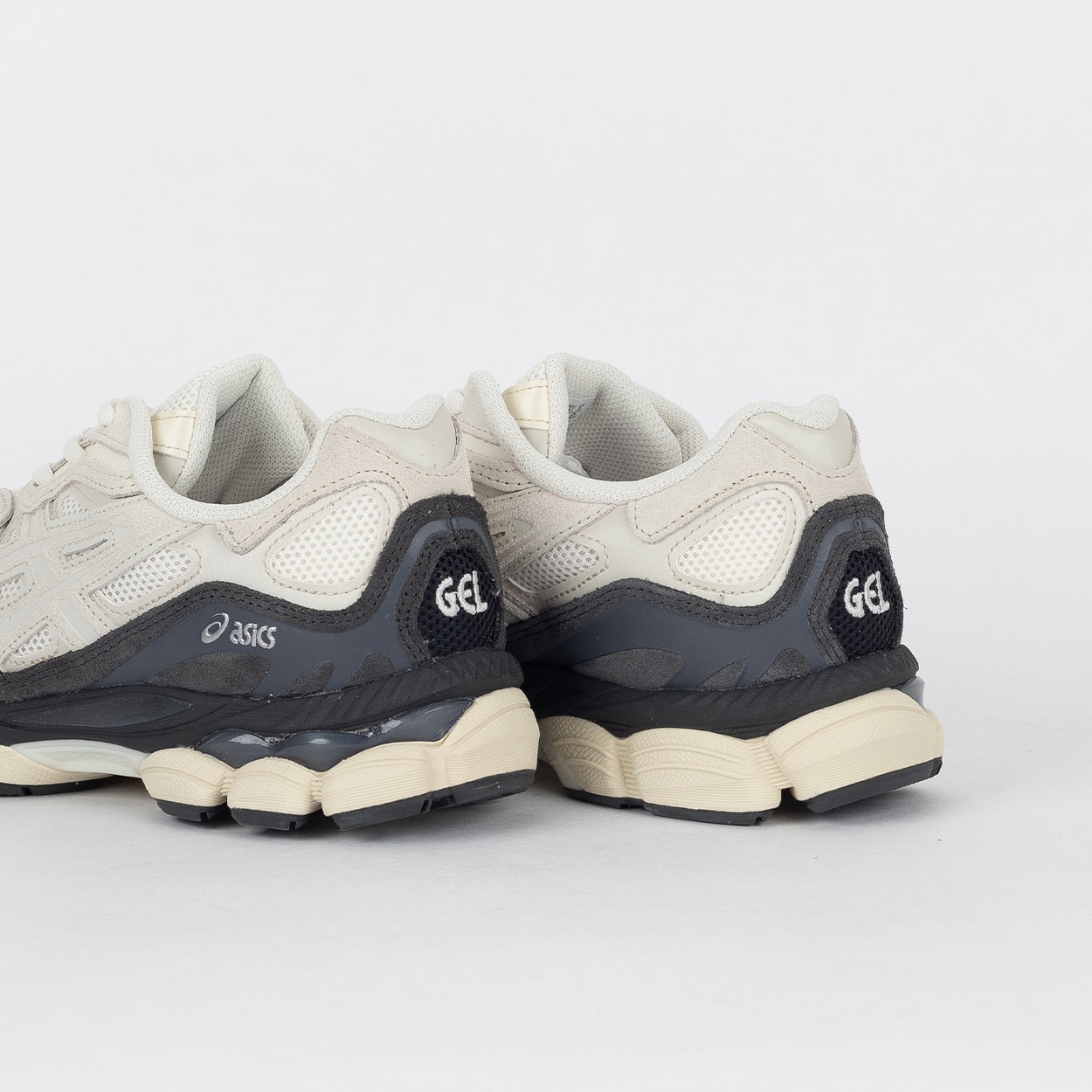 Tênis Asics Gel-NYC White Smoke Grey 1203A383.111