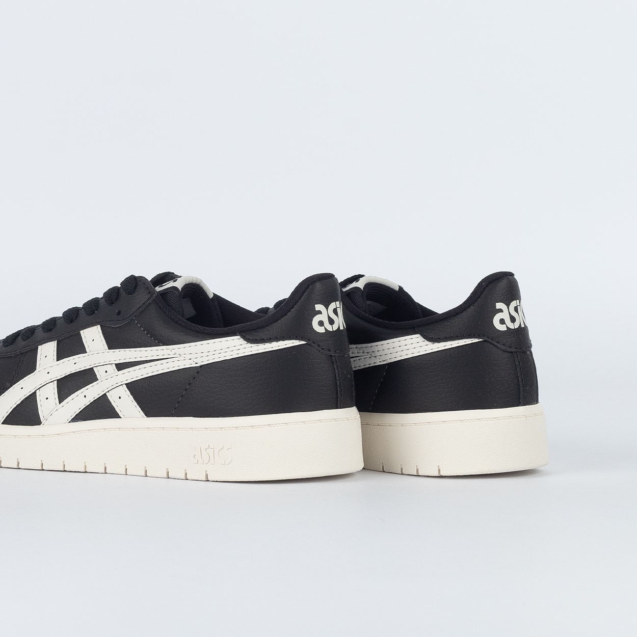 Tênis Asics Japan S Black Cream 1202A326.113
