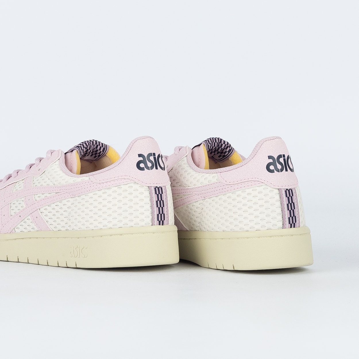 Tênis Asics Japan S Cream Barely Rose 1203A881.100