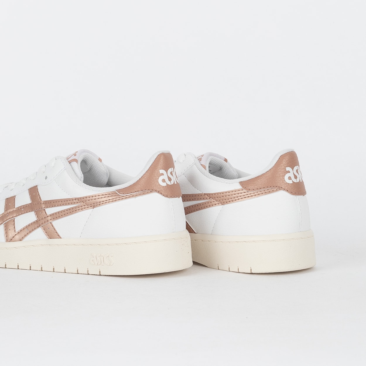 Tênis Asics Japan S White Rose Gold 1202A326.127