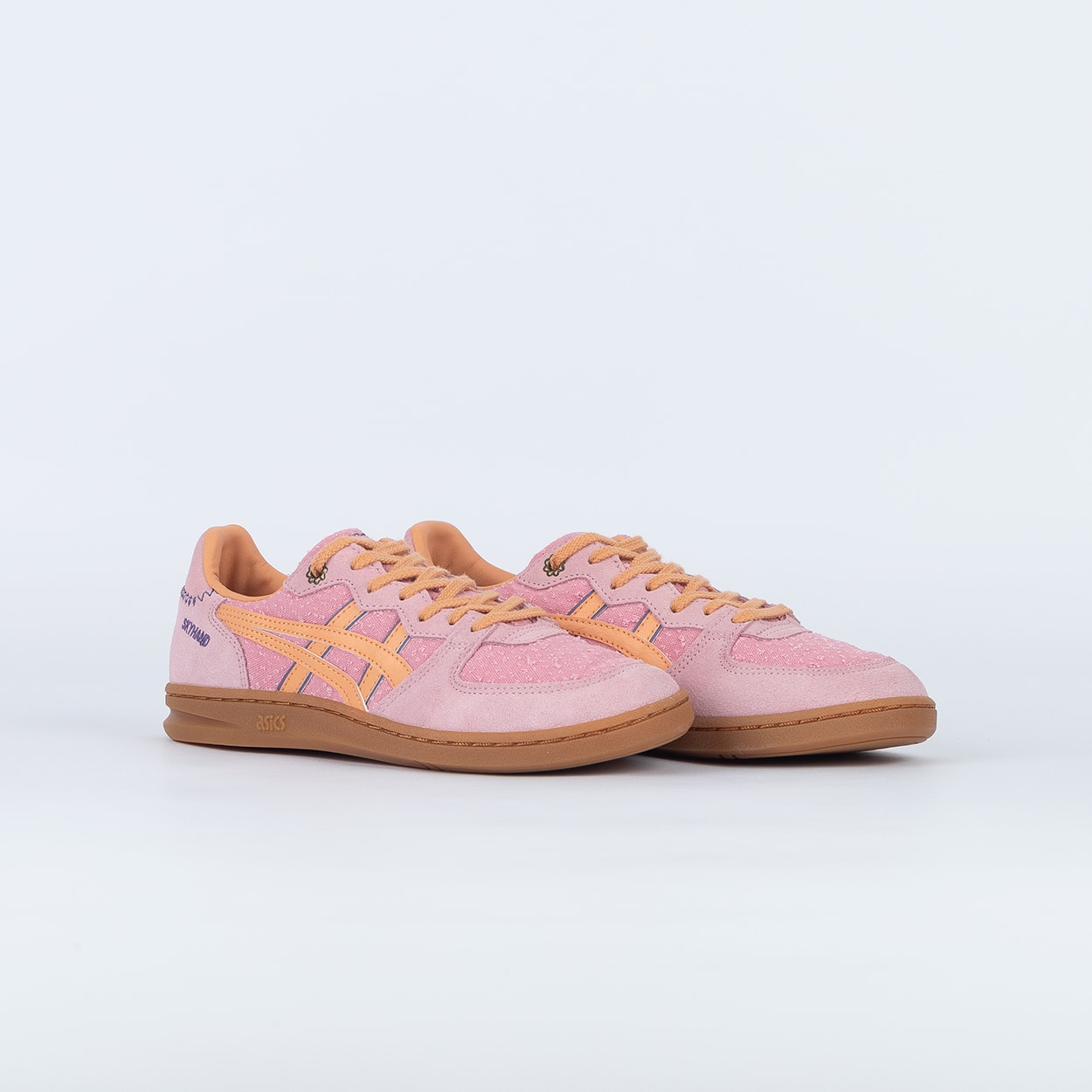 Tênis Asics Skyhand OG Hornet Spice Curry 1203A452.750