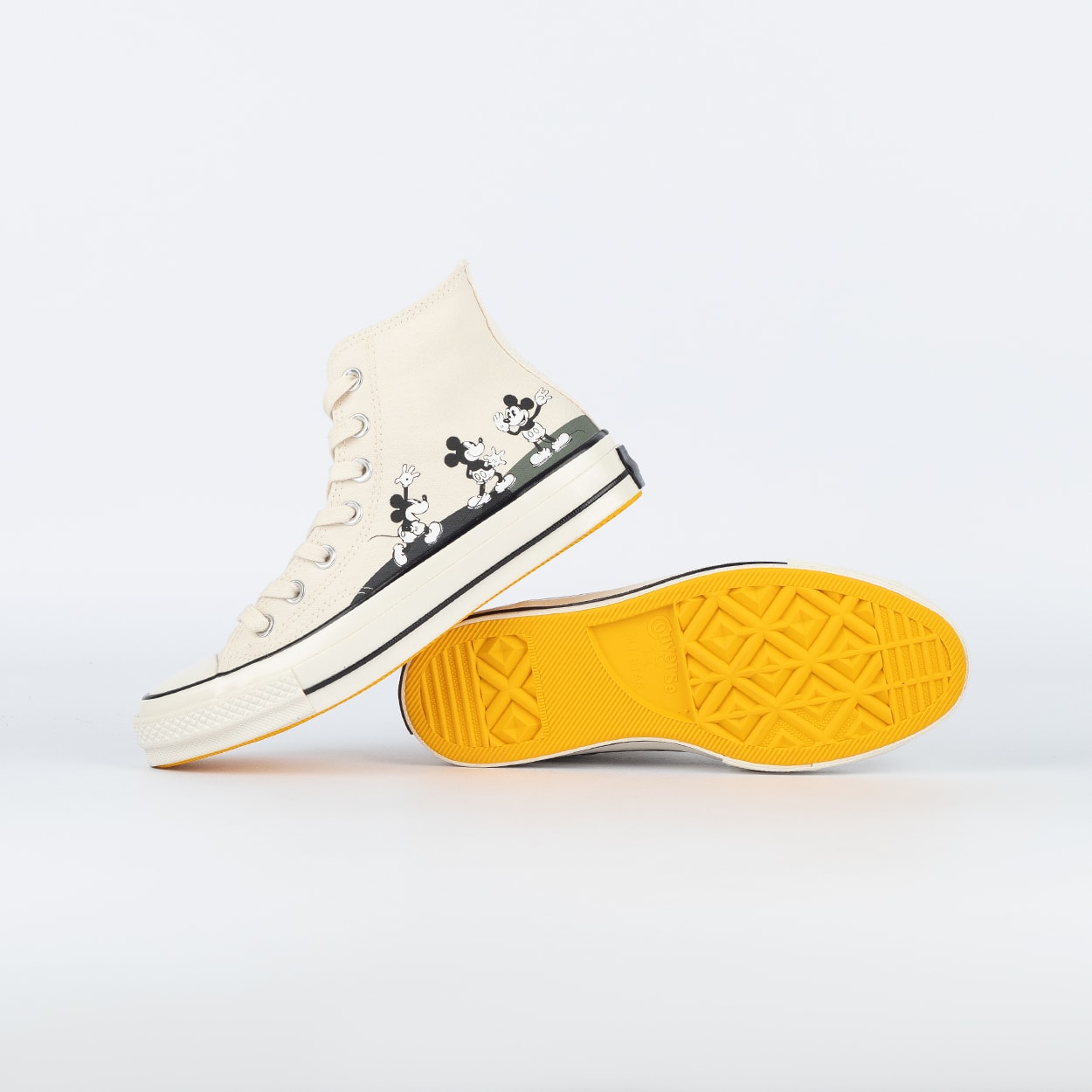 Tênis Converse Chuck 70 Hi Disney Mickey Vintage Bege Claro Preto