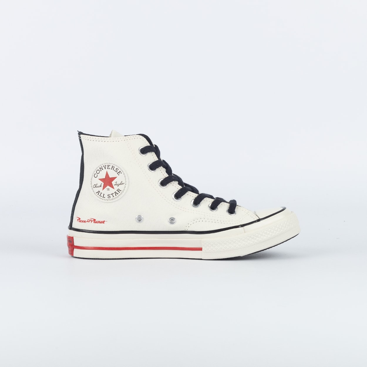 Tênis Converse Chuck 70 Hi Disney Pizza Planet Amendoa Preto