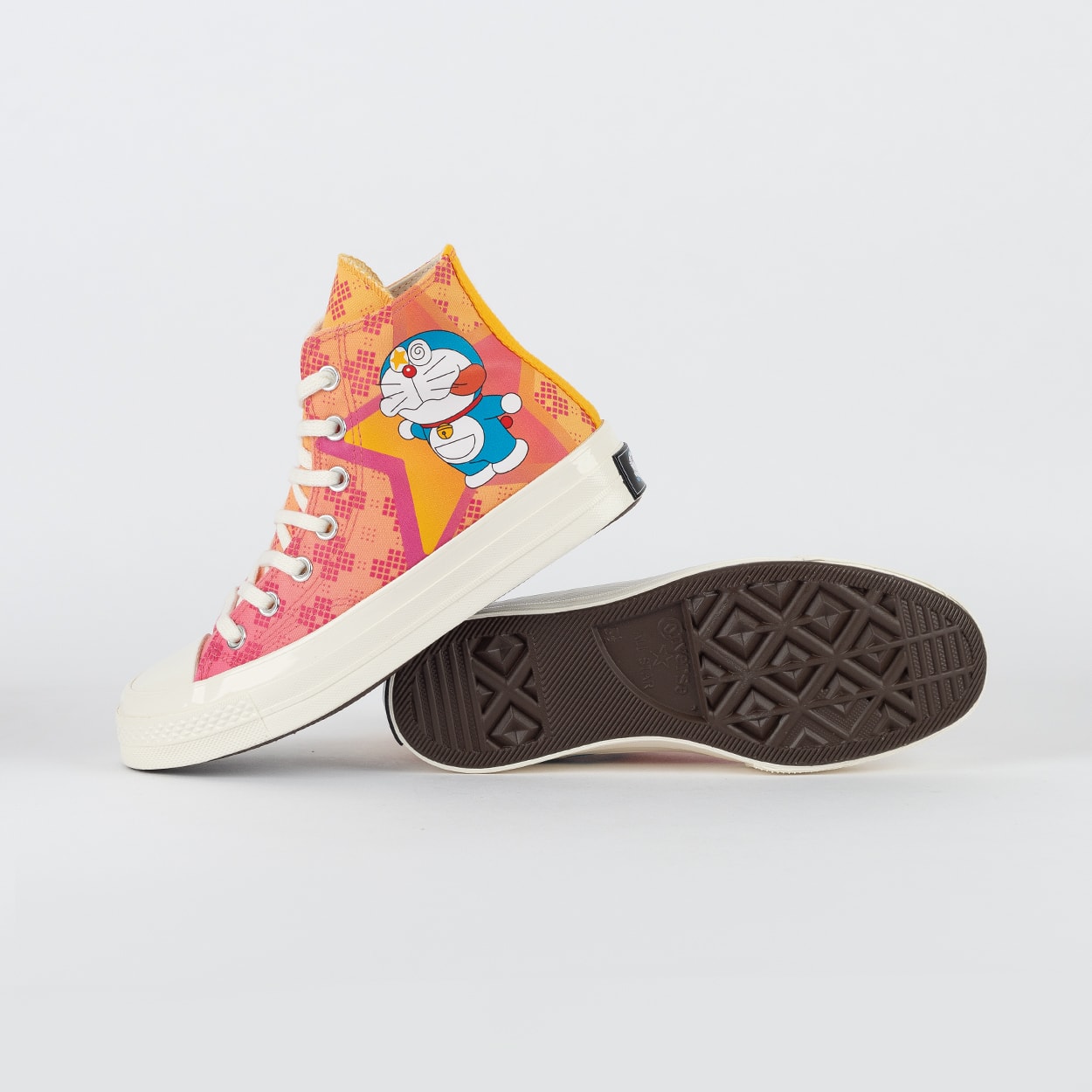 Tênis Converse Chuck 70 Hi Doraemon Habanero Gold A15790C