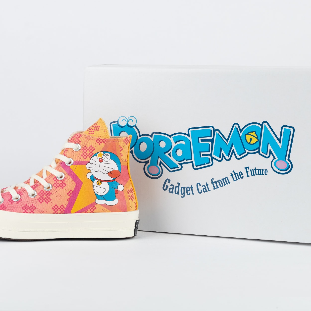 Tênis Converse Chuck 70 Hi Doraemon Habanero Gold A15790C