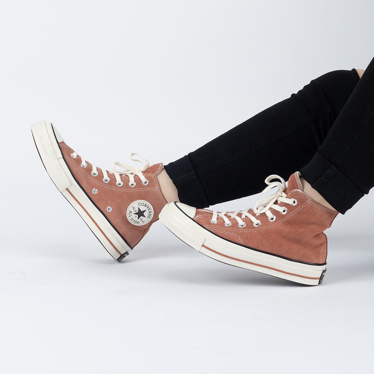 Tênis Converse Chuck 70 Hi Seasonal Suede Rosa Telha Preto Amendoa