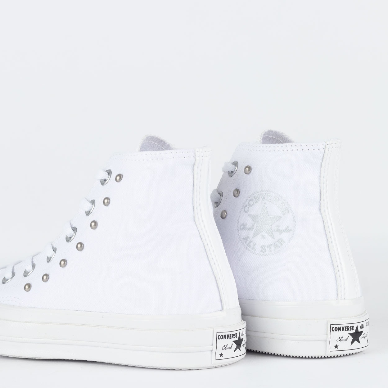 Tênis Converse Chuck 70 Hi Star Studded Branco Cinza Metal CT25980002