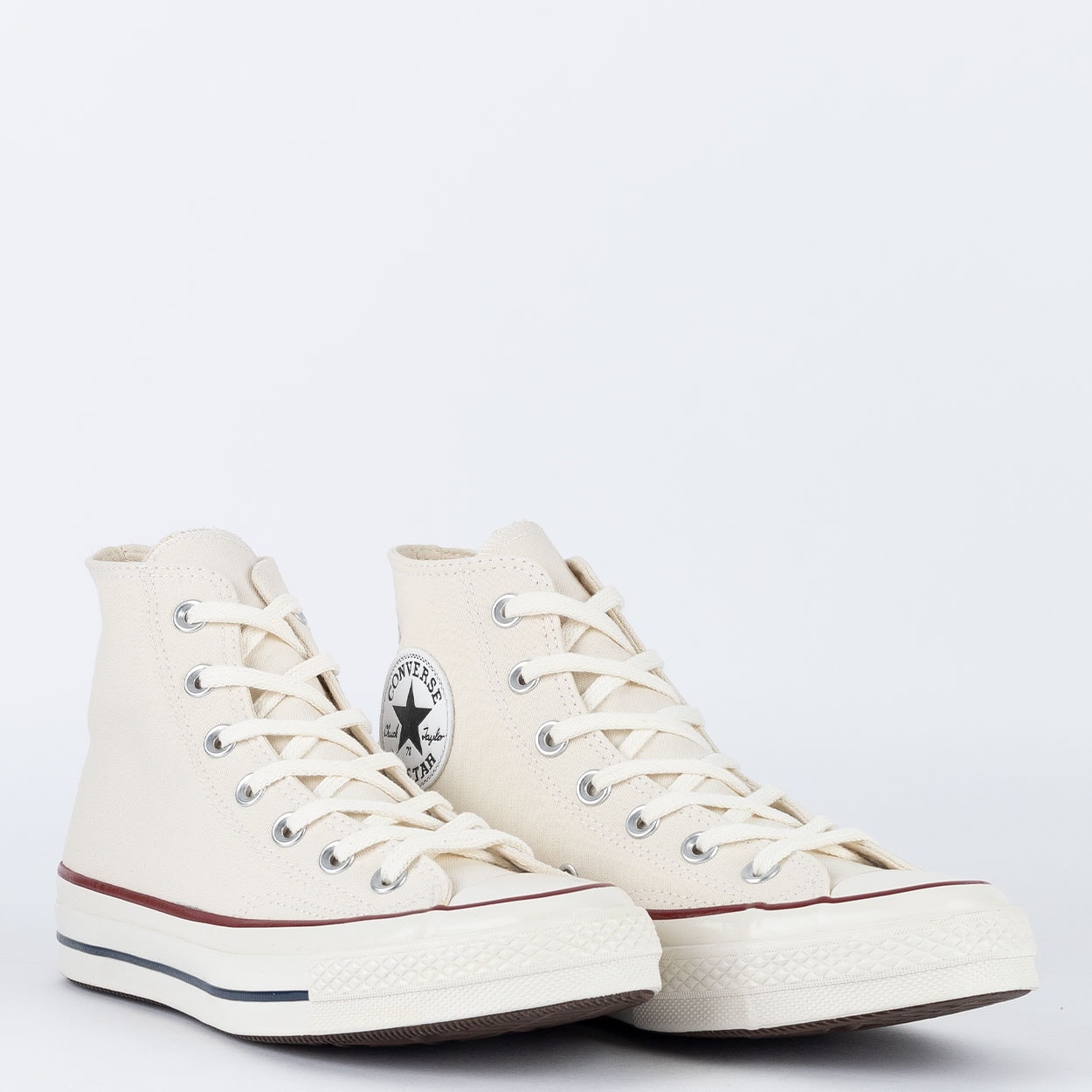 Converse bege hot sale