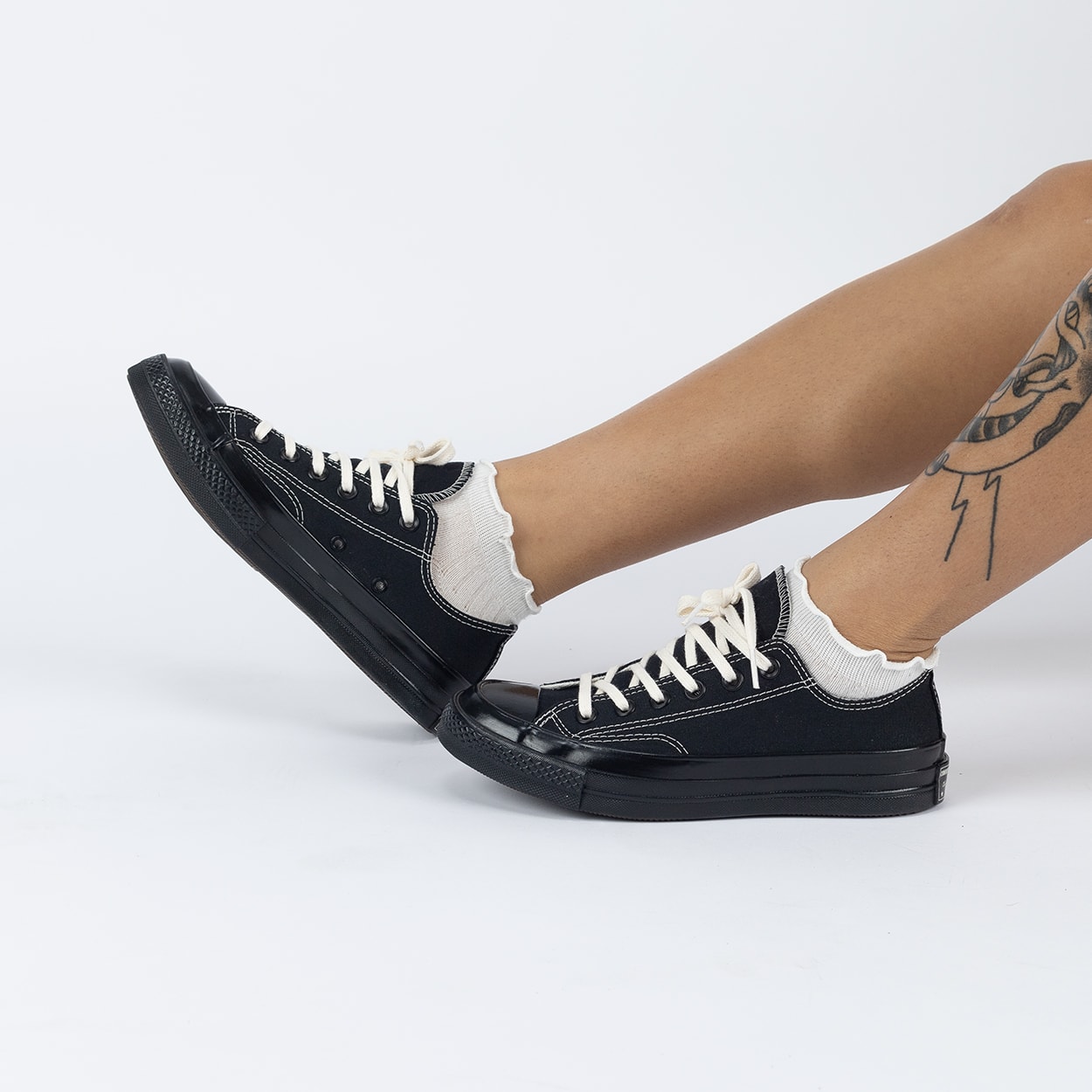 Tênis Converse Chuck 70 Ox Essential Preto Amendoa CT33730001