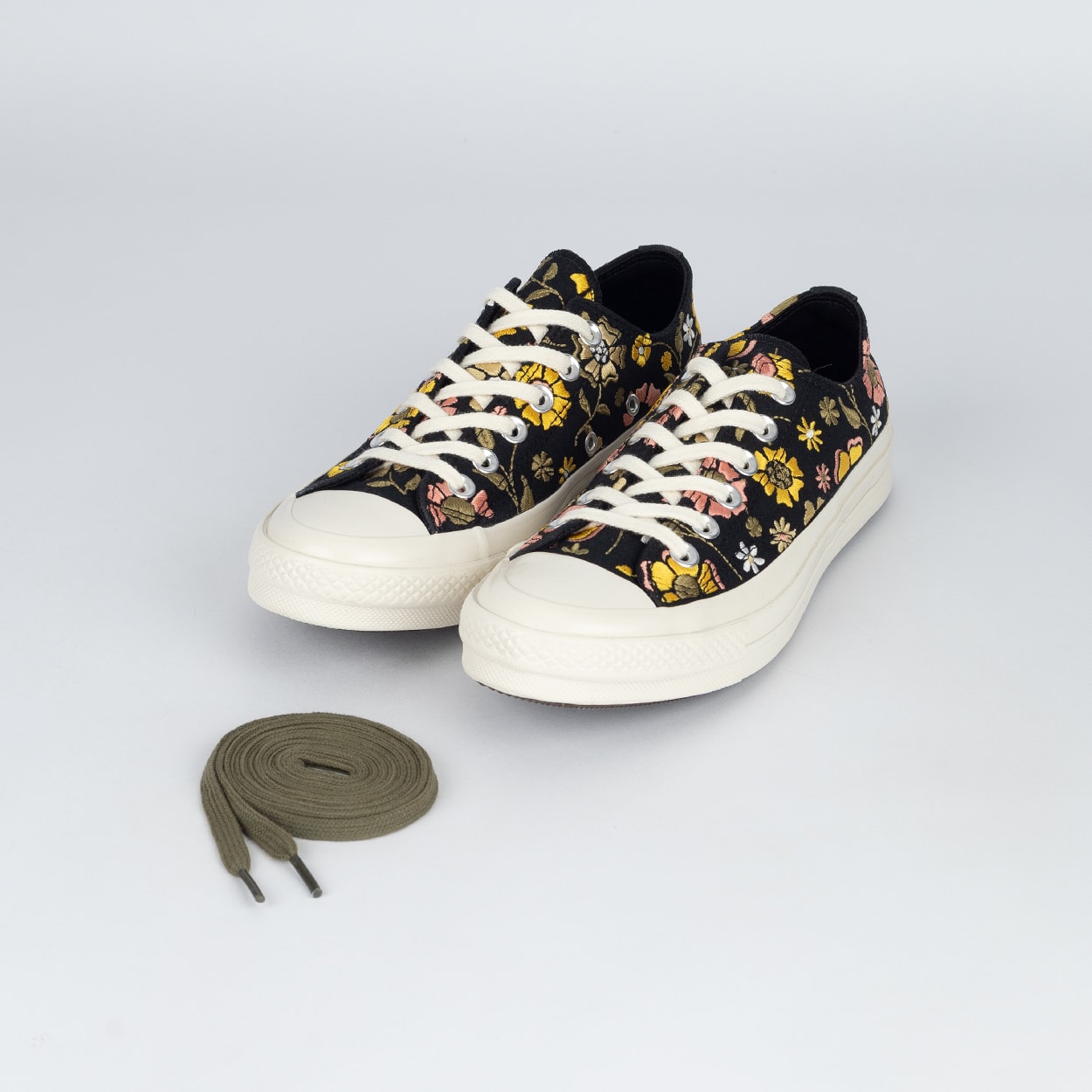 Tênis Converse Chuck 70 Ox Eternal Sunshine Preto Preto Amendoa