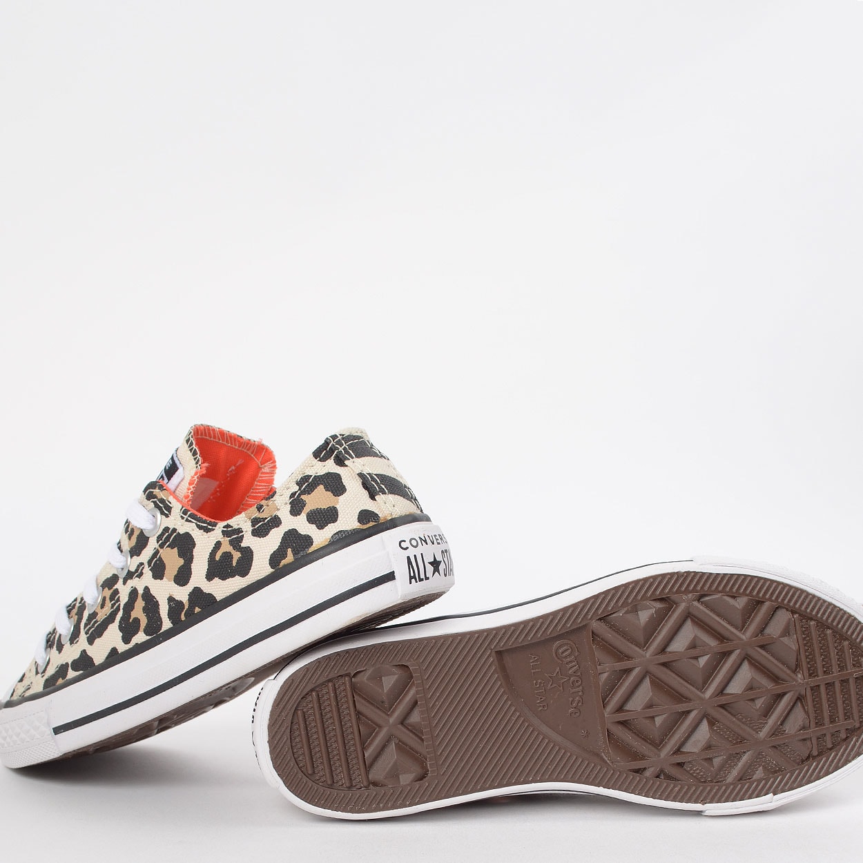 all star laranja escuro