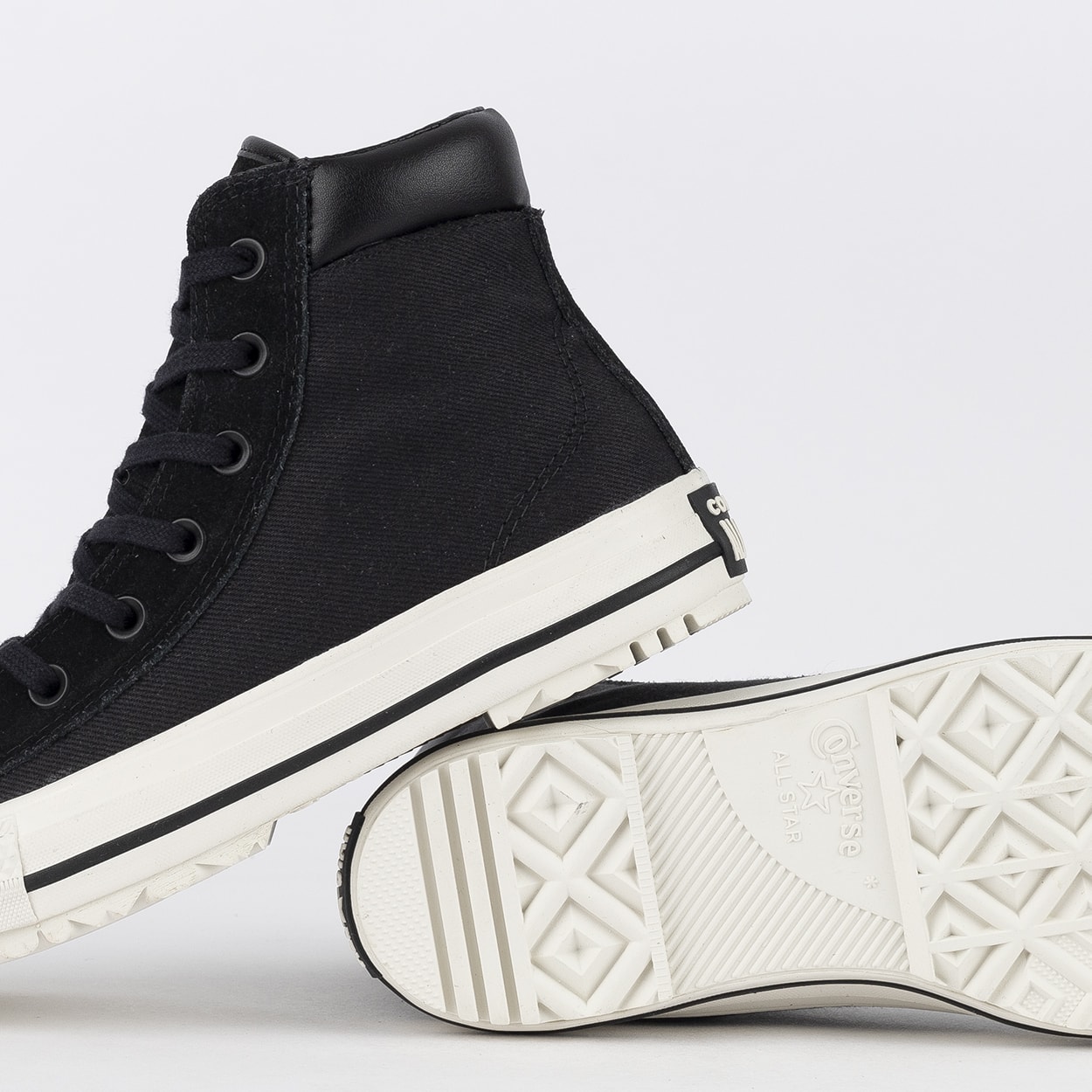 Nike chuck taylor hot sale boots