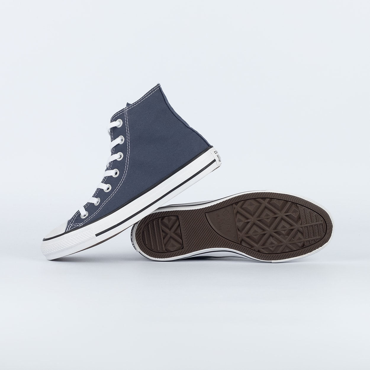 Tênis Converse Chuck Taylor All Star Core Hi Marinho CT00040003