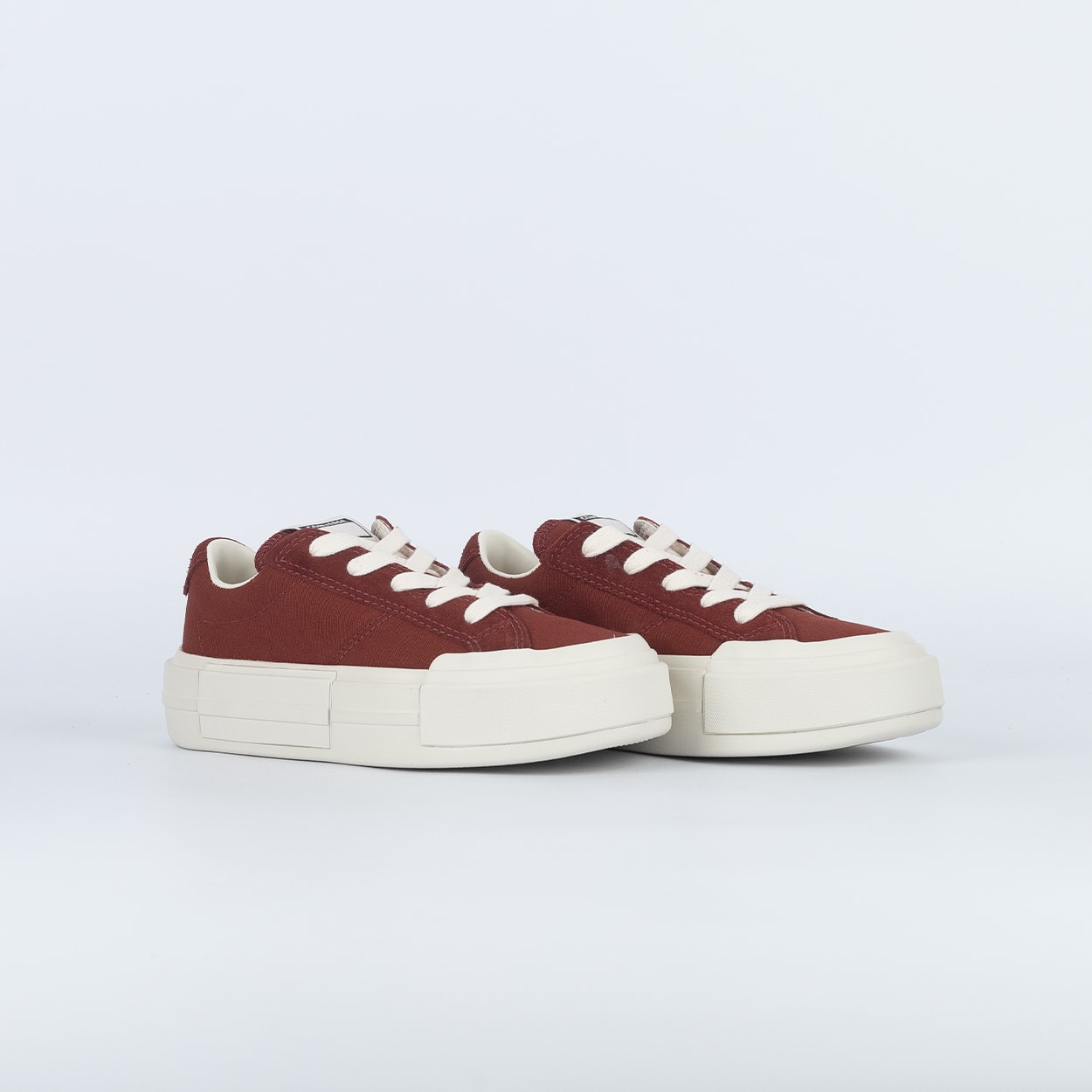 Tênis Converse Chuck Taylor All Star Cruise Ox Seasonal Telha
