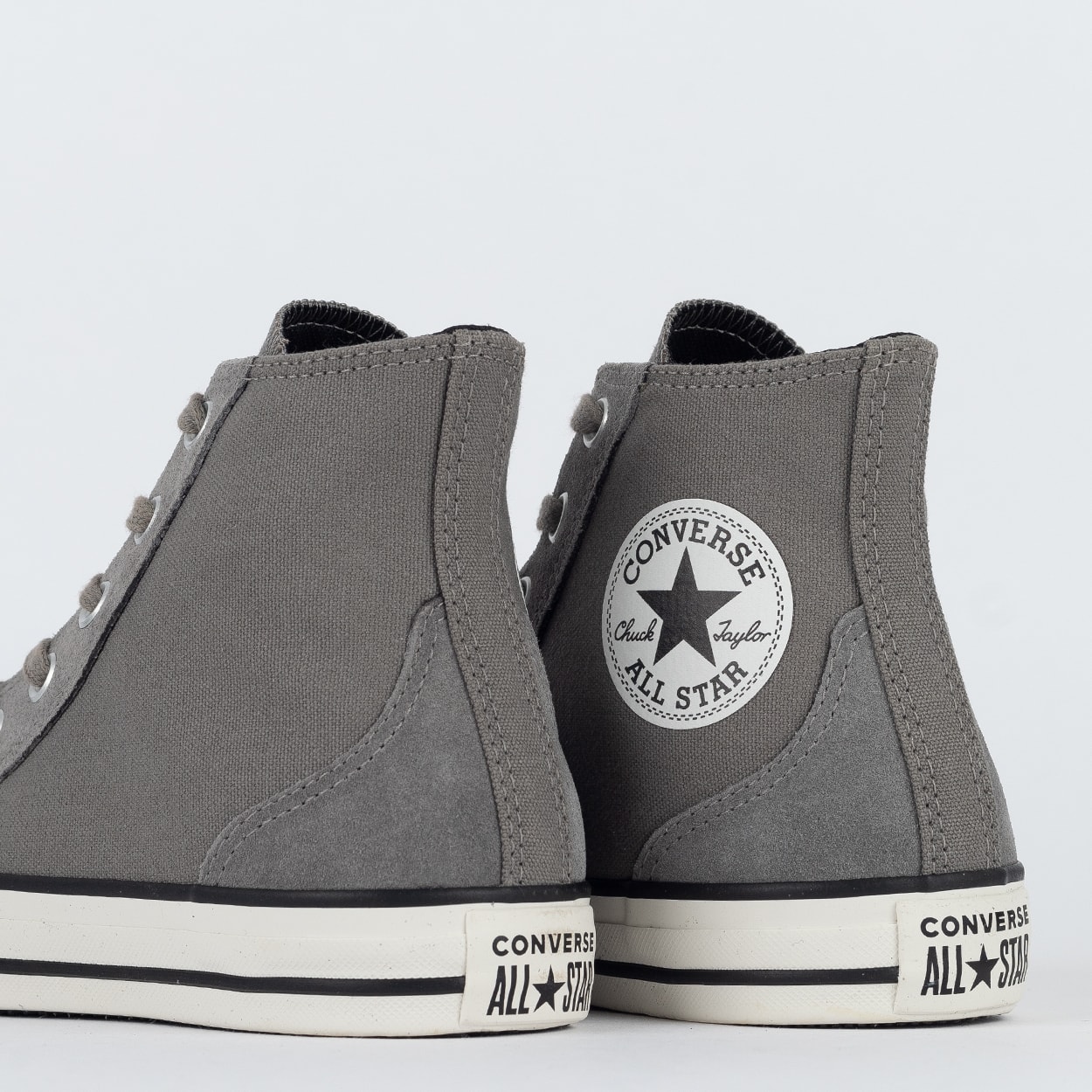 Tênis Converse Chuck Taylor All Star Hi Court Worn Cinza Preto