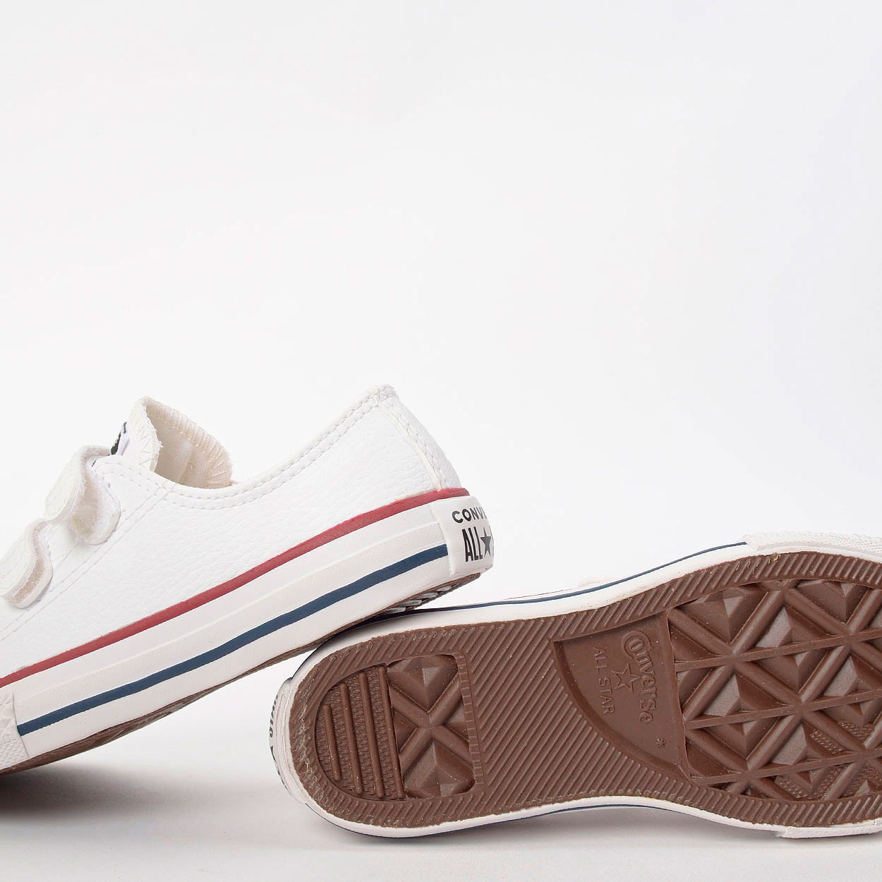 chuck taylor 3v