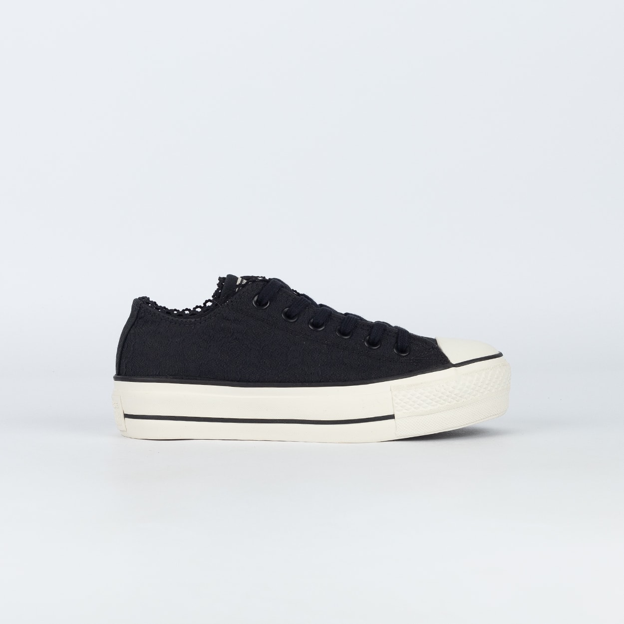 Tênis Converse Chuck Taylor All Star Lift Ox Floral Crochet Preto