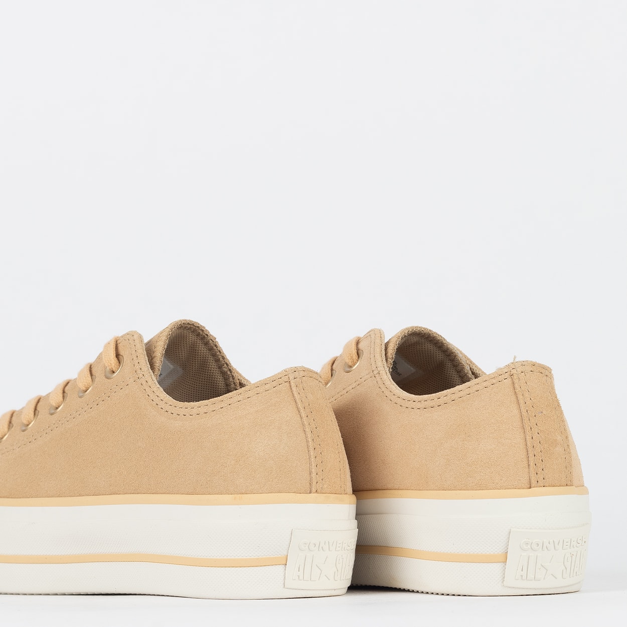 Tênis Converse Chuck Taylor All Star Lift Ox Seasonal Suede