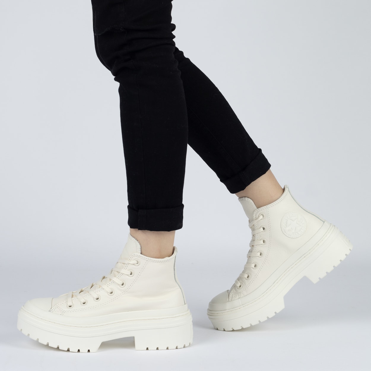 Tênis Converse Chuck Taylor All Star Lugged Heel Leather Platform