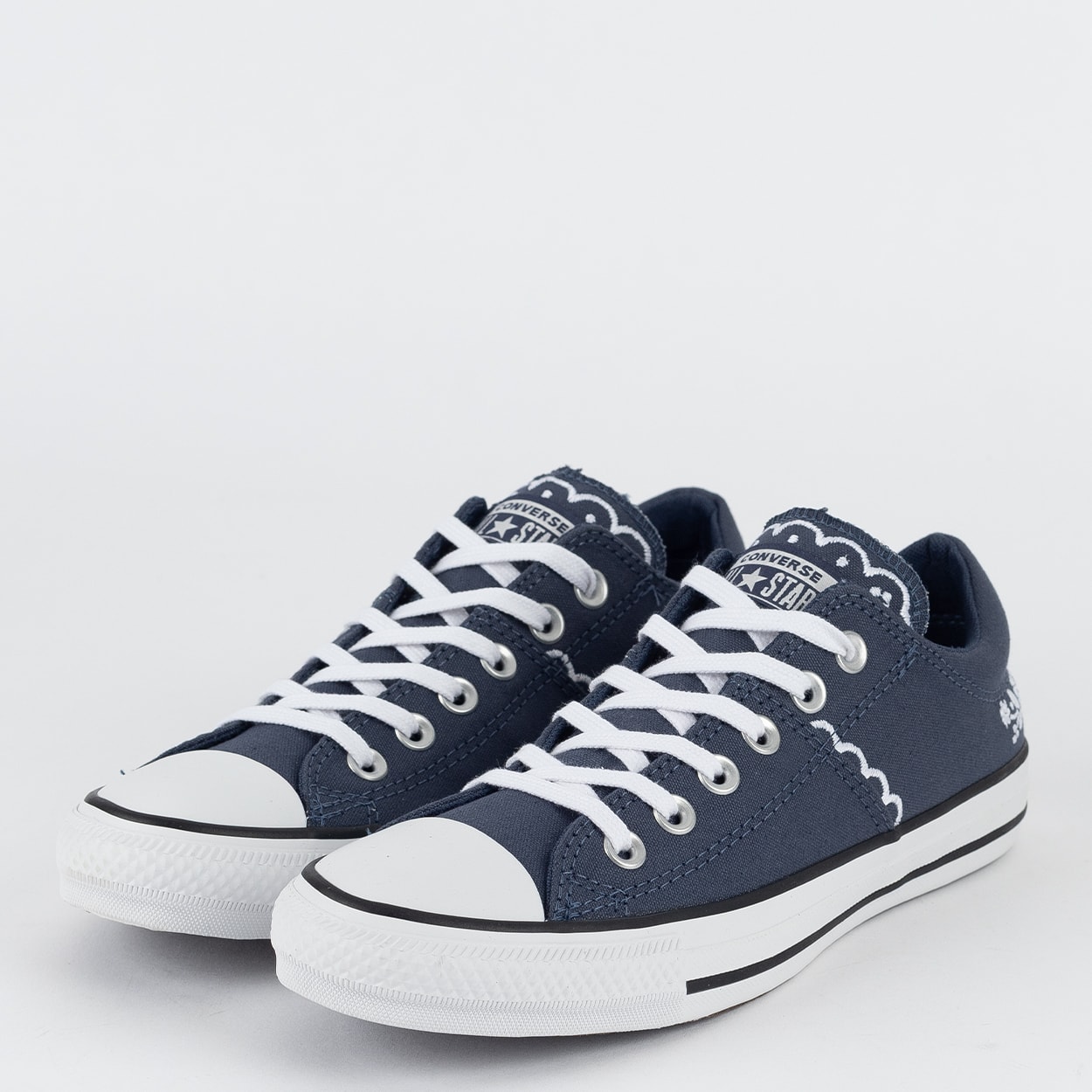 Tênis Converse Chuck Taylor All Star Madison Ox Embroidery Graphic