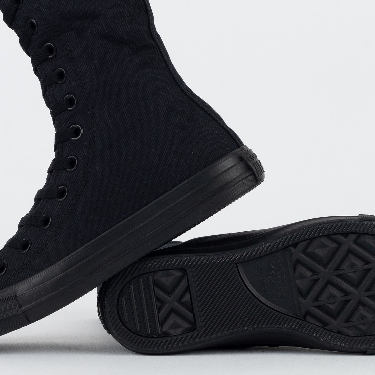 Tênis Converse Chuck Taylor All Star Monochrome X-Hi Tower