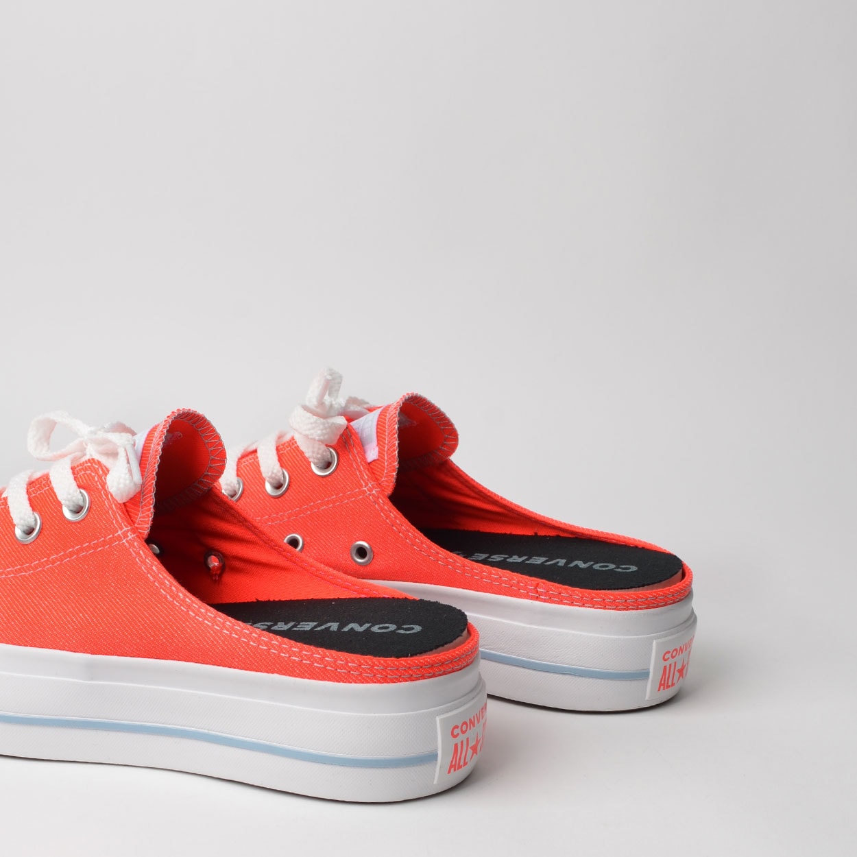 tenis all star vermelho plataforma