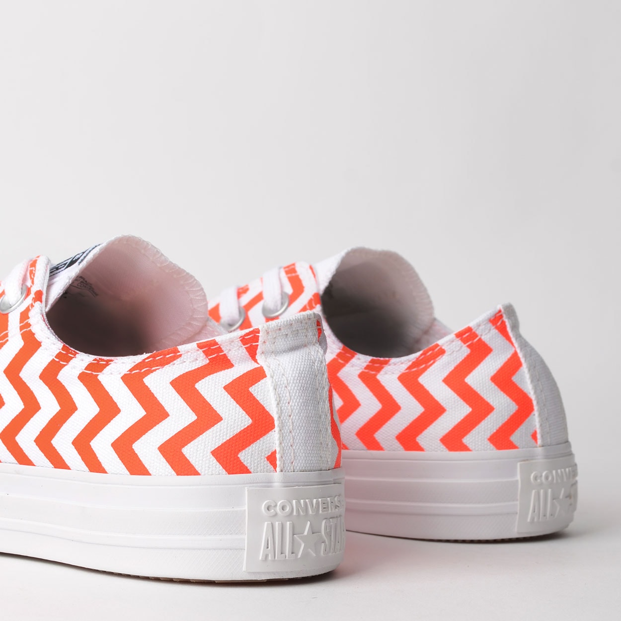 all star rosa brilhante