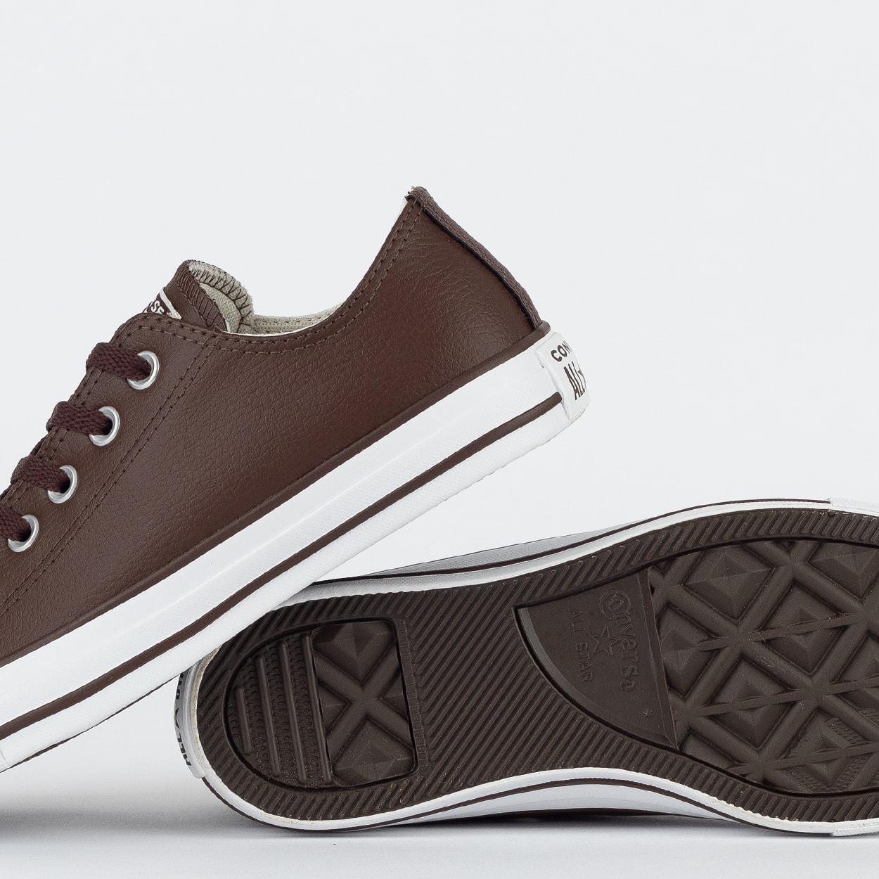 Tênis Converse Chuck Taylor All Star Ox Essential Marrom Amendoa