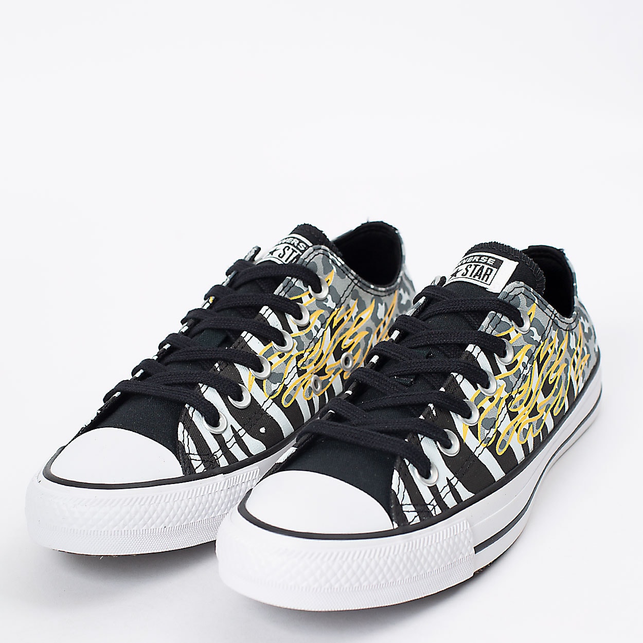 Tênis Converse Chuck Taylor All Star Ox Flame Preto Amarelo Claro  CT16880001 na Loja Virus 41