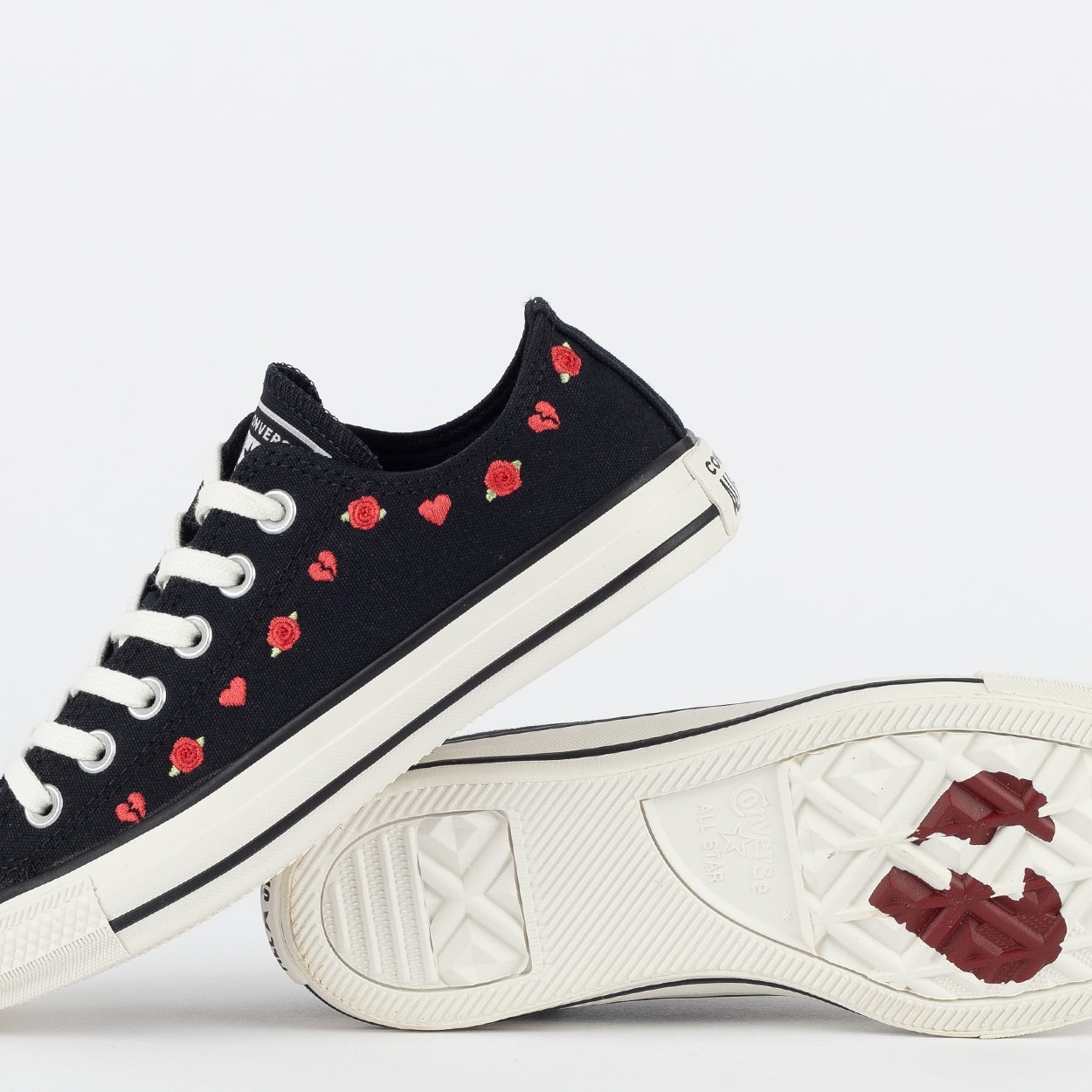 Tênis Converse Chuck Taylor All Star Ox Love Me Not Preto Vermelho