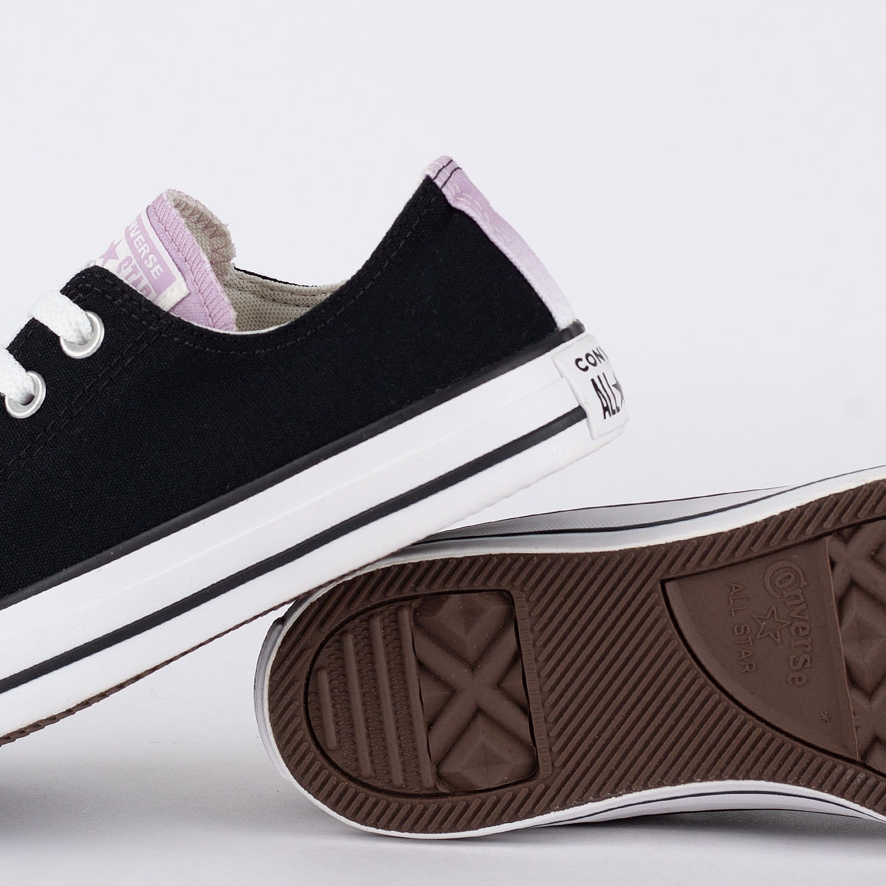 converse rosa palido