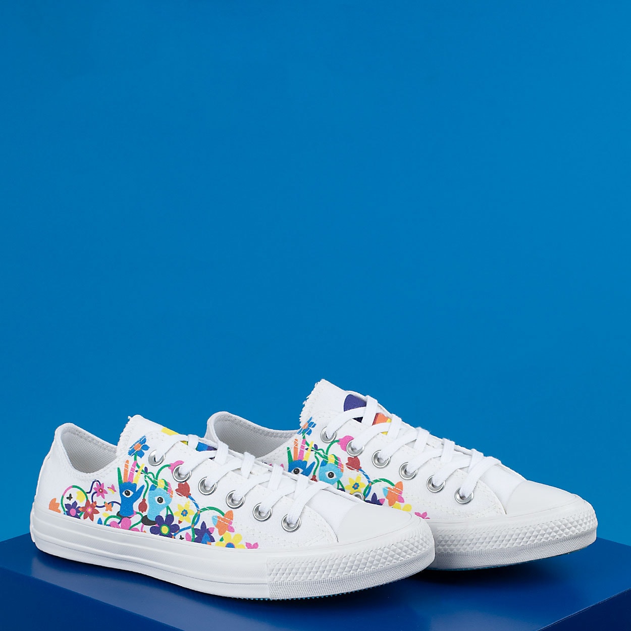Tênis Converse Chuck Taylor All Star Ox Pride Pannel Print Branco Azul  Claro CT16960001 na Loja Virus 41