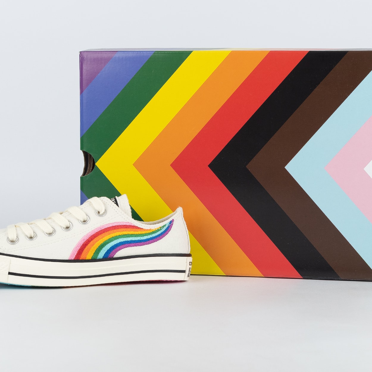 Tênis Converse Chuck Taylor All Star Ox Pride Vintage White Egret