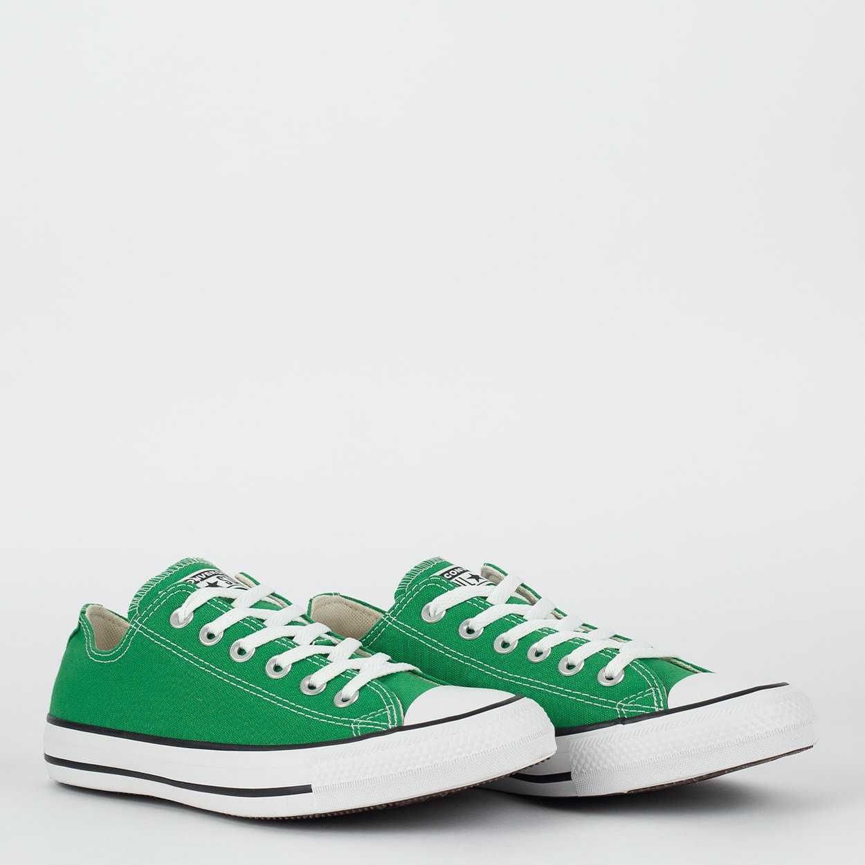 All star shop verde look