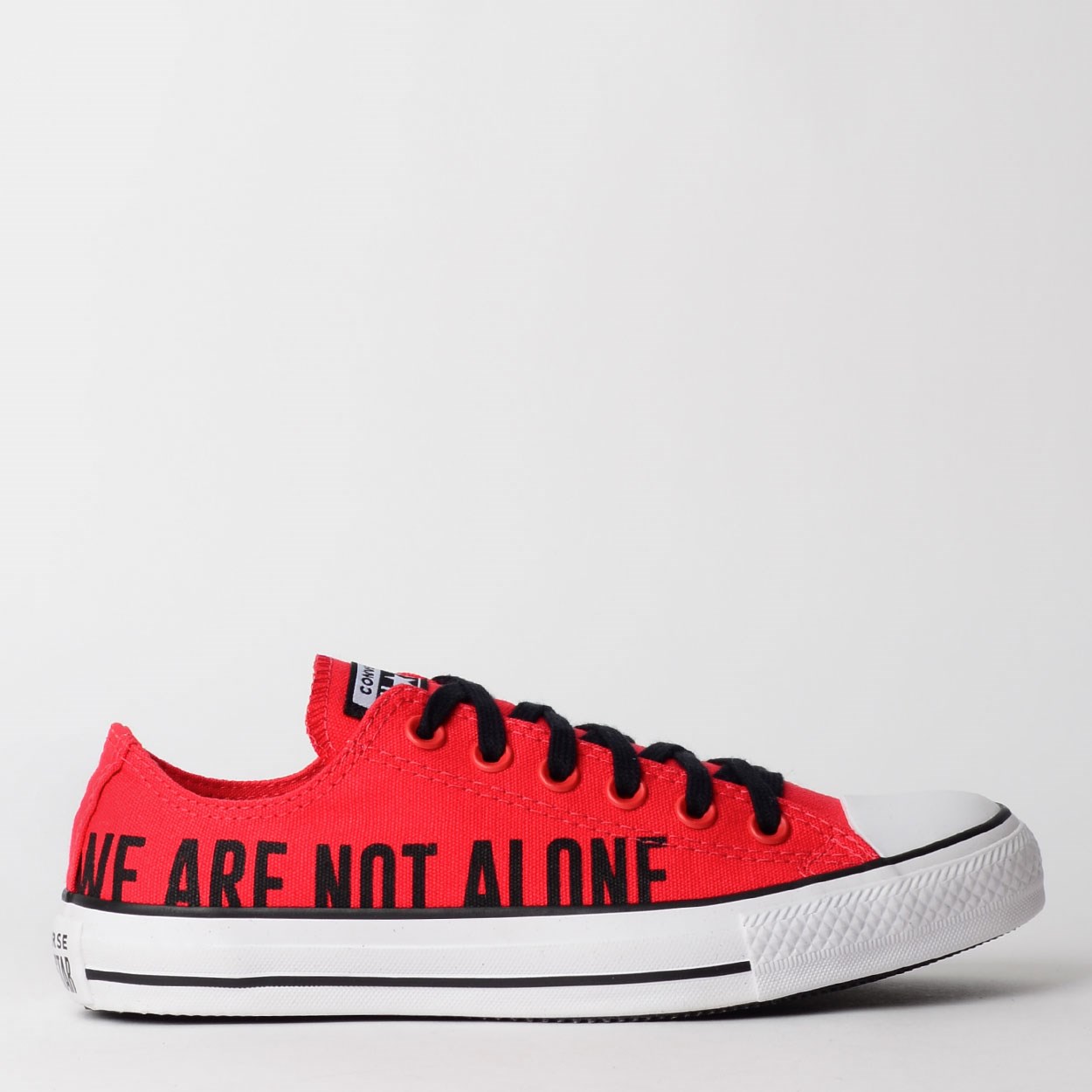 all star preto e vermelho