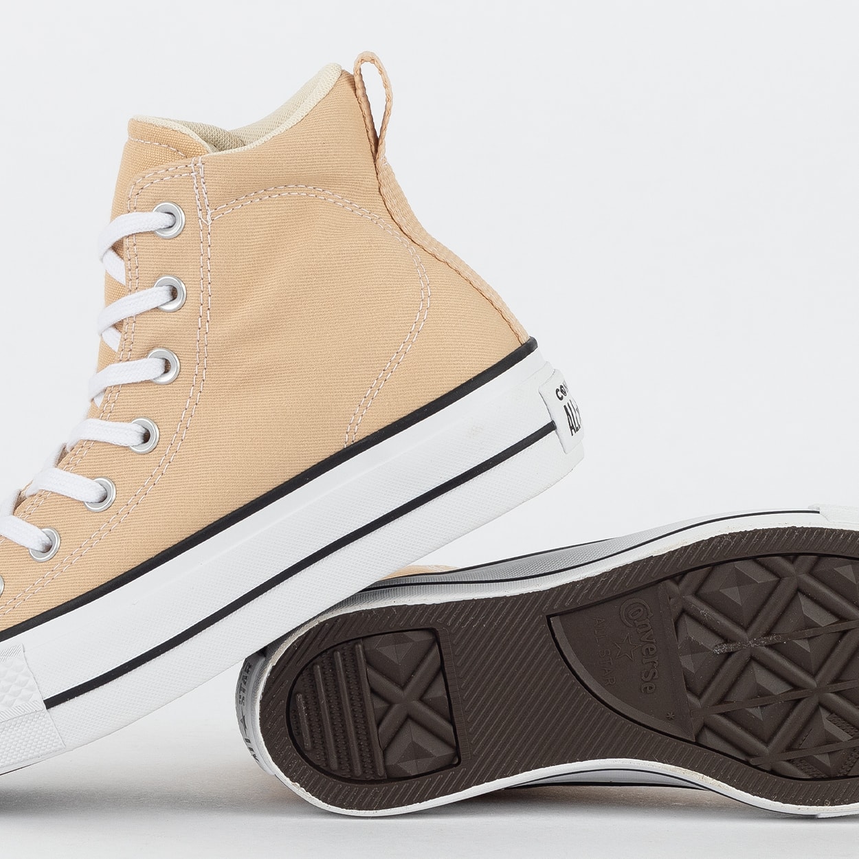 Tênis Converse Chuck Taylor All Star Padded Lift Hi Seasonal
