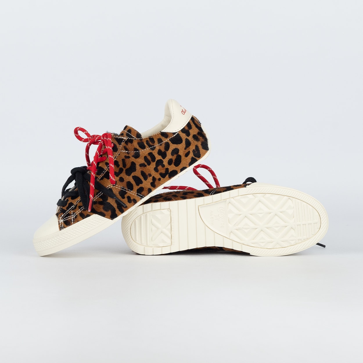 Tênis Converse Chuck Taylor Lo Pro Elevated Animal Black Egret Red
