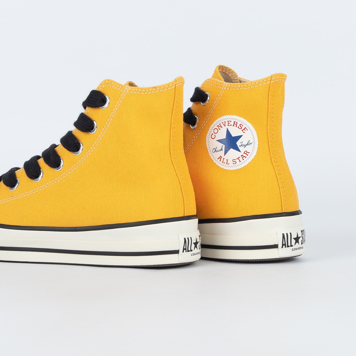 Tênis Converse Chuck Taylor Throwback Hi Gold Palm Vintage White