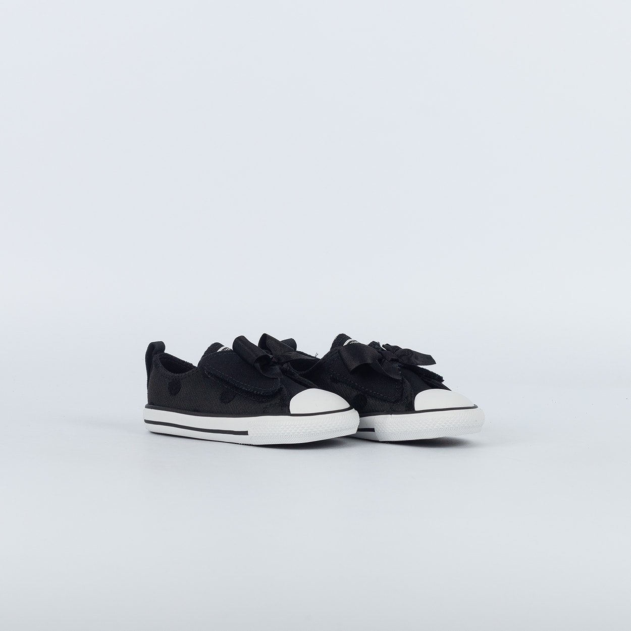 Tênis Converse Kids Pro Blaze Strap Ox Preto Branco CK11650002