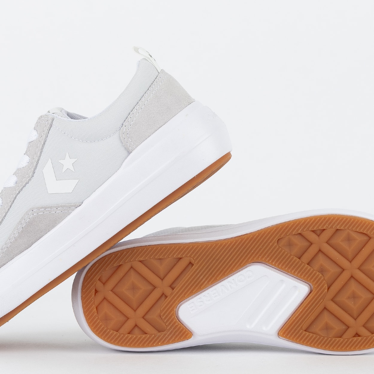 Tênis Converse Logan Lite Ox Essential Branco Branco CT29100002