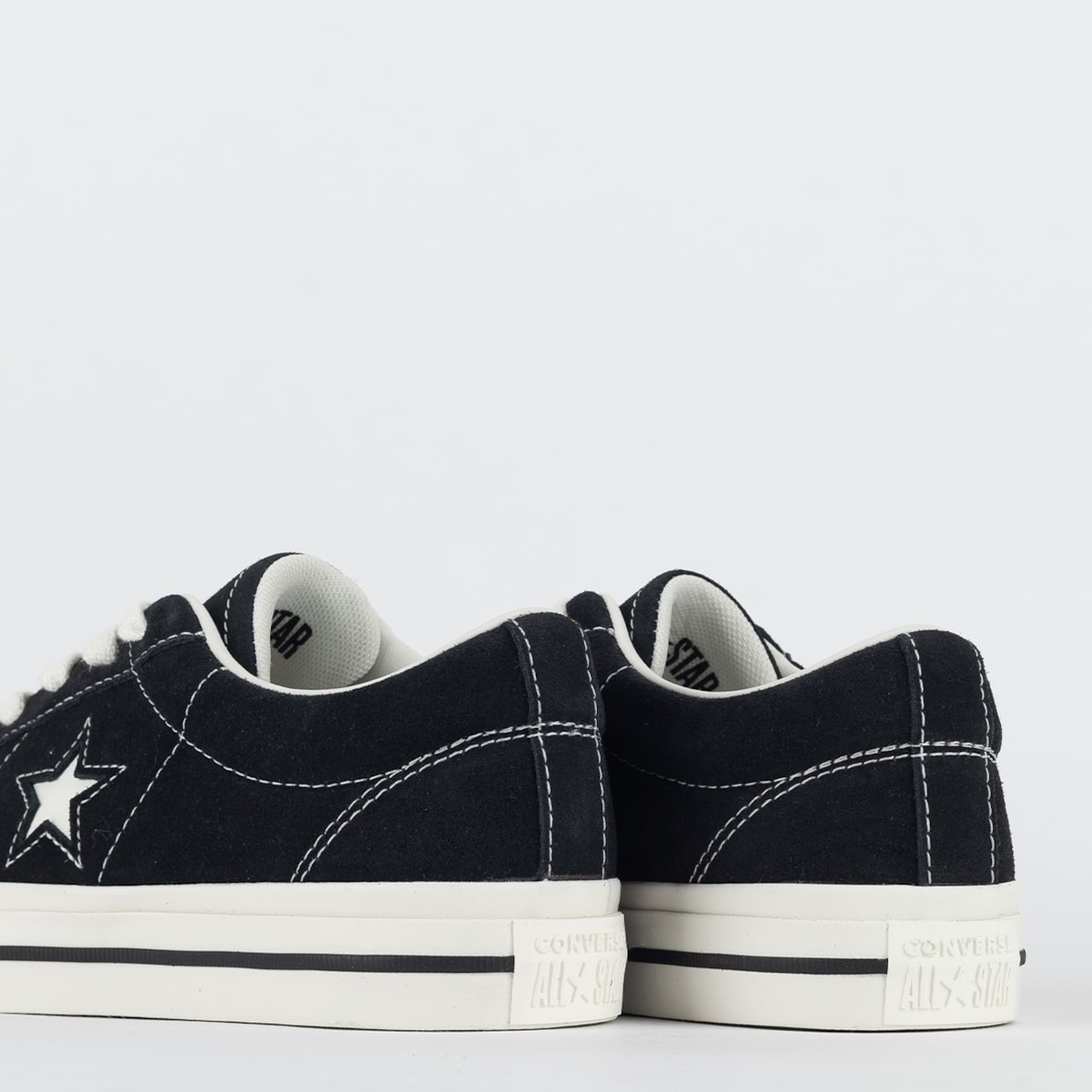 Tênis Converse One Star 95 Ox Seasonal Color Black Vintage White A14711C