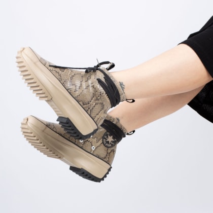 Tênis Converse Run Star Hike Hi Zip RSH Snake Black White 170056C