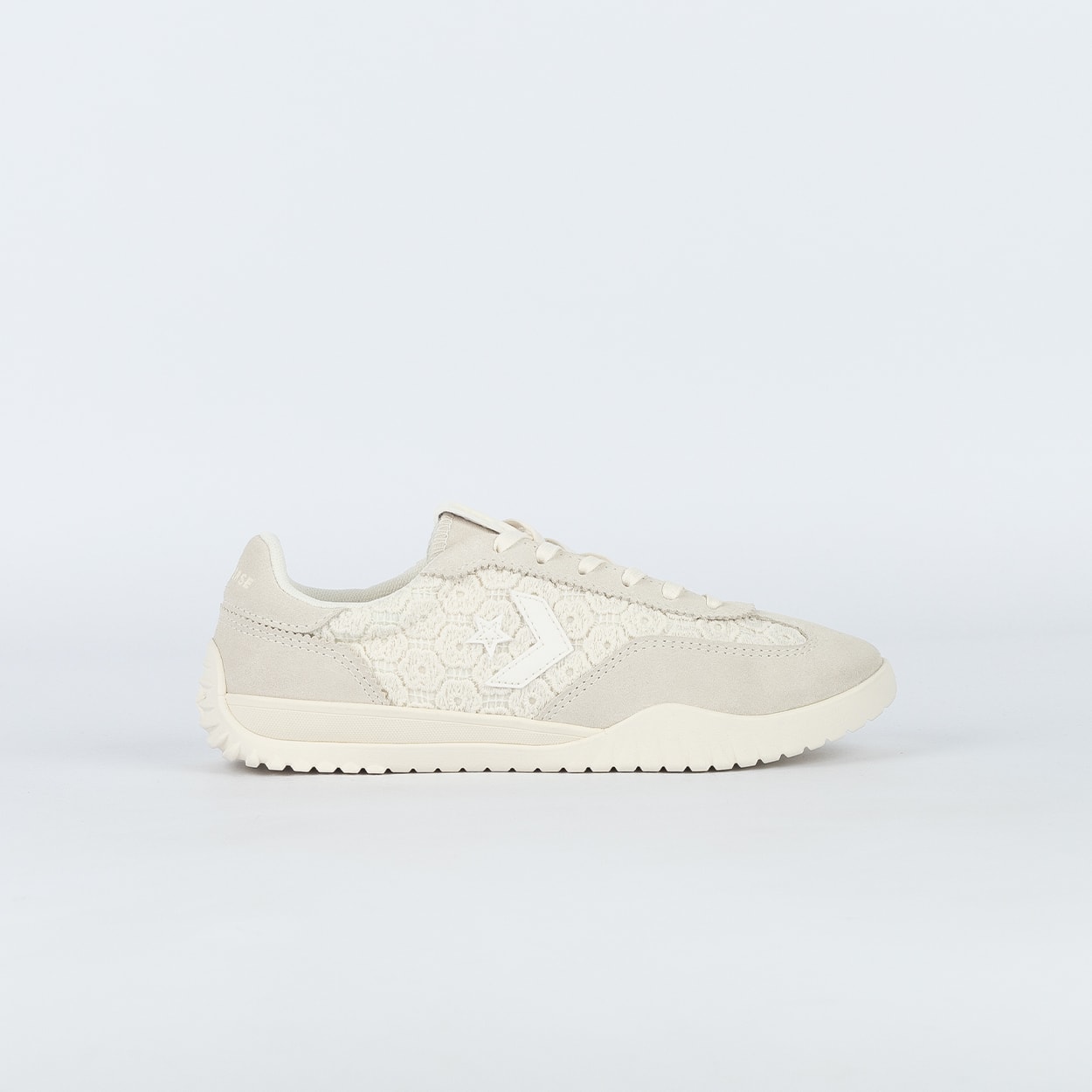 Tênis Converse Run Star Trainer Ox Floral Crochet Egret A17035C
