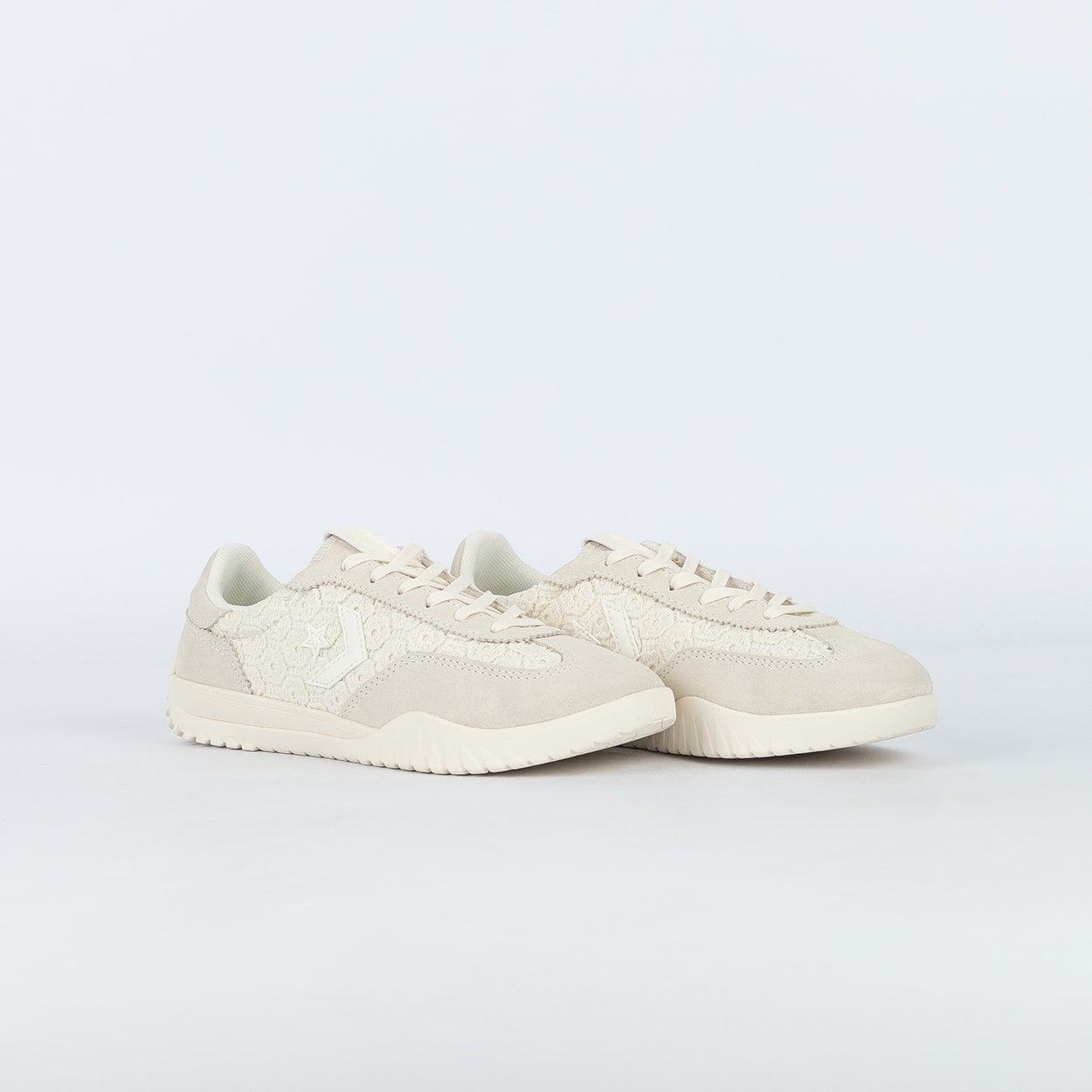 Tênis Converse Run Star Trainer Ox Floral Crochet Egret A17035C