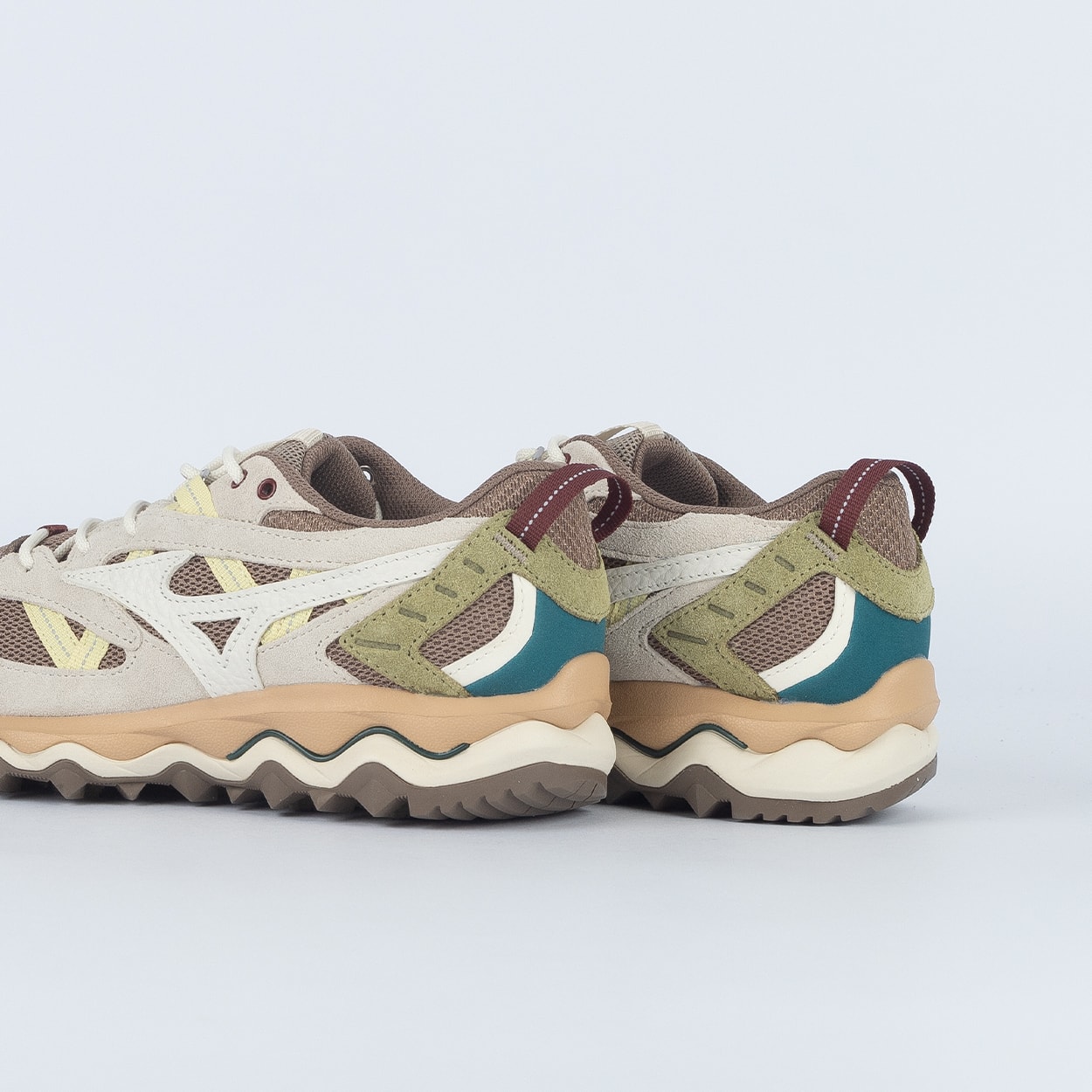 Tênis Mizuno Wave Mujin Tuan Le Fossil
