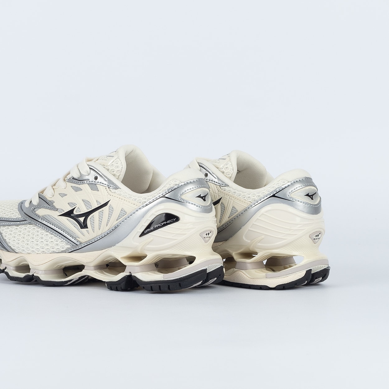 Tênis Mizuno Wave Prophecy LS Air Mesh Off White Prata Preto 102300003