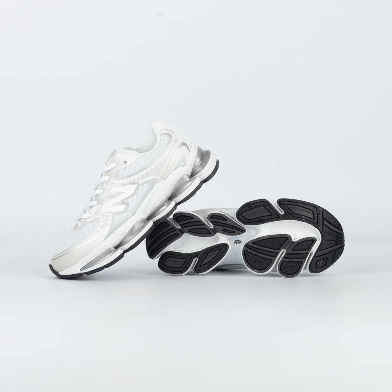 Tênis New Balance 2000 Abzorb Branco Prata U20004GM