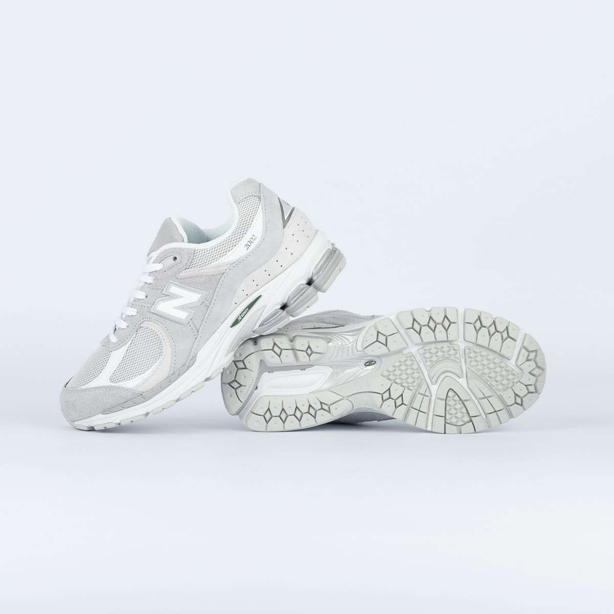 Tênis New Balance 2002R Cinza U2002RK