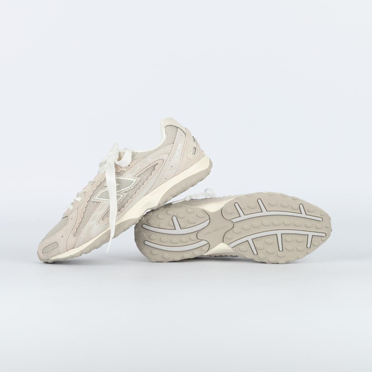 Tênis New Balance 204L Bege Claro Bege U204L2SZ